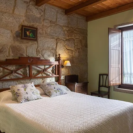 Landhuis Os Miguelinos