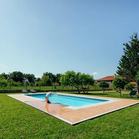 Os Miguelinos Kır Evi *